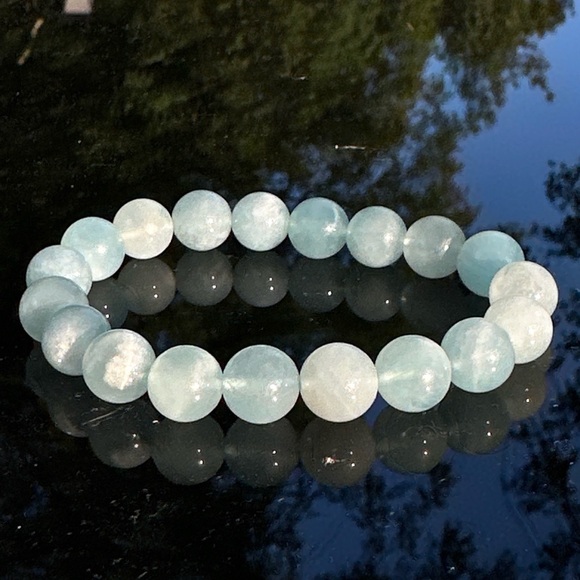 Aquamarine Stone Beads Stretchable Bracelet 10 mm Beads - Picture 5 of 17
